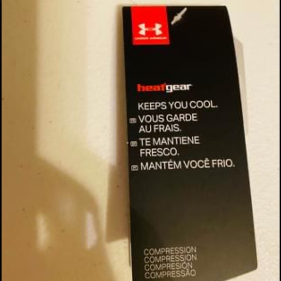 Under Armor Capri Heat Gear Leggings - Picture 2 of 3
